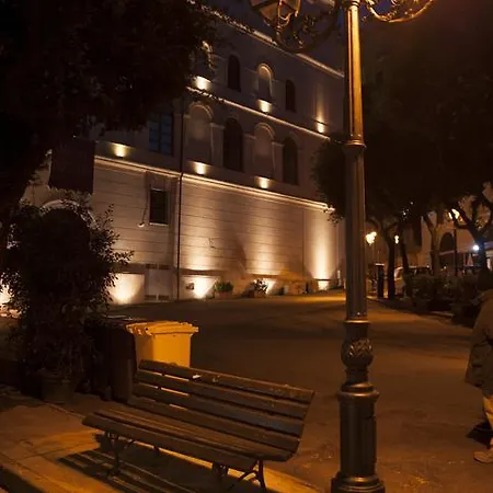 Pensión Almayer La Gaeta