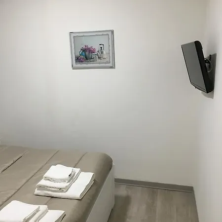 Pensión Almayer La Gaeta